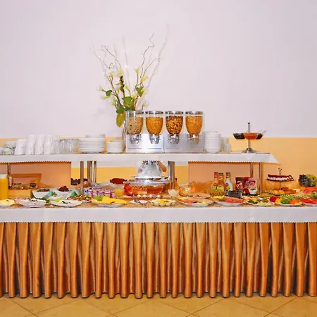 Nocleg ze śniadaniem Rades