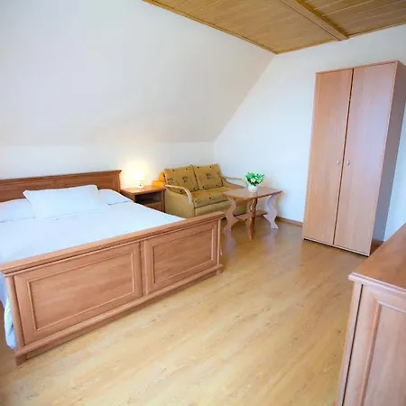 ベッド・アンド・ブレックファスト Rades 3*