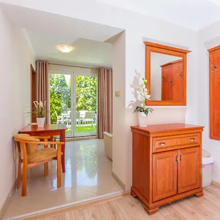 Rades Nocleg ze śniadaniem