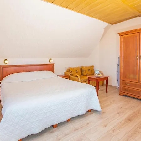 Rades Bed and Breakfast