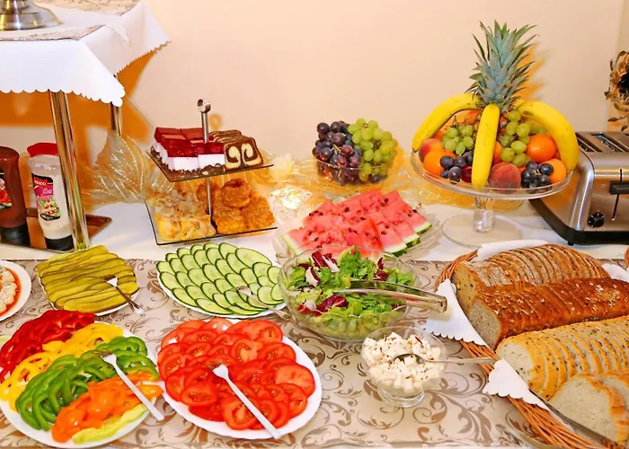 Couette-café Rades 3*