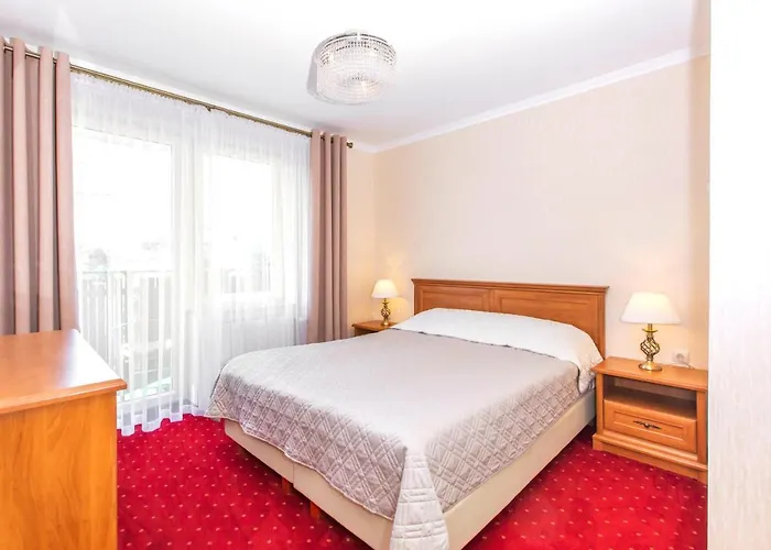 Rades Nocleg ze śniadaniem